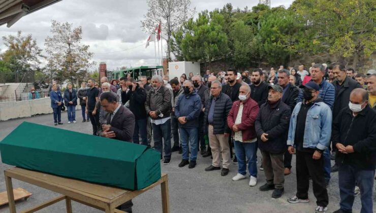 Kadıköy’deki patlamada ölen Mustafa Karahan son yolculuğuna uğurlandı